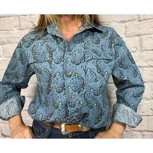 Retro Wrangler Paisley Western/Cowgirl/Rodeo Style Snap Close Shirt